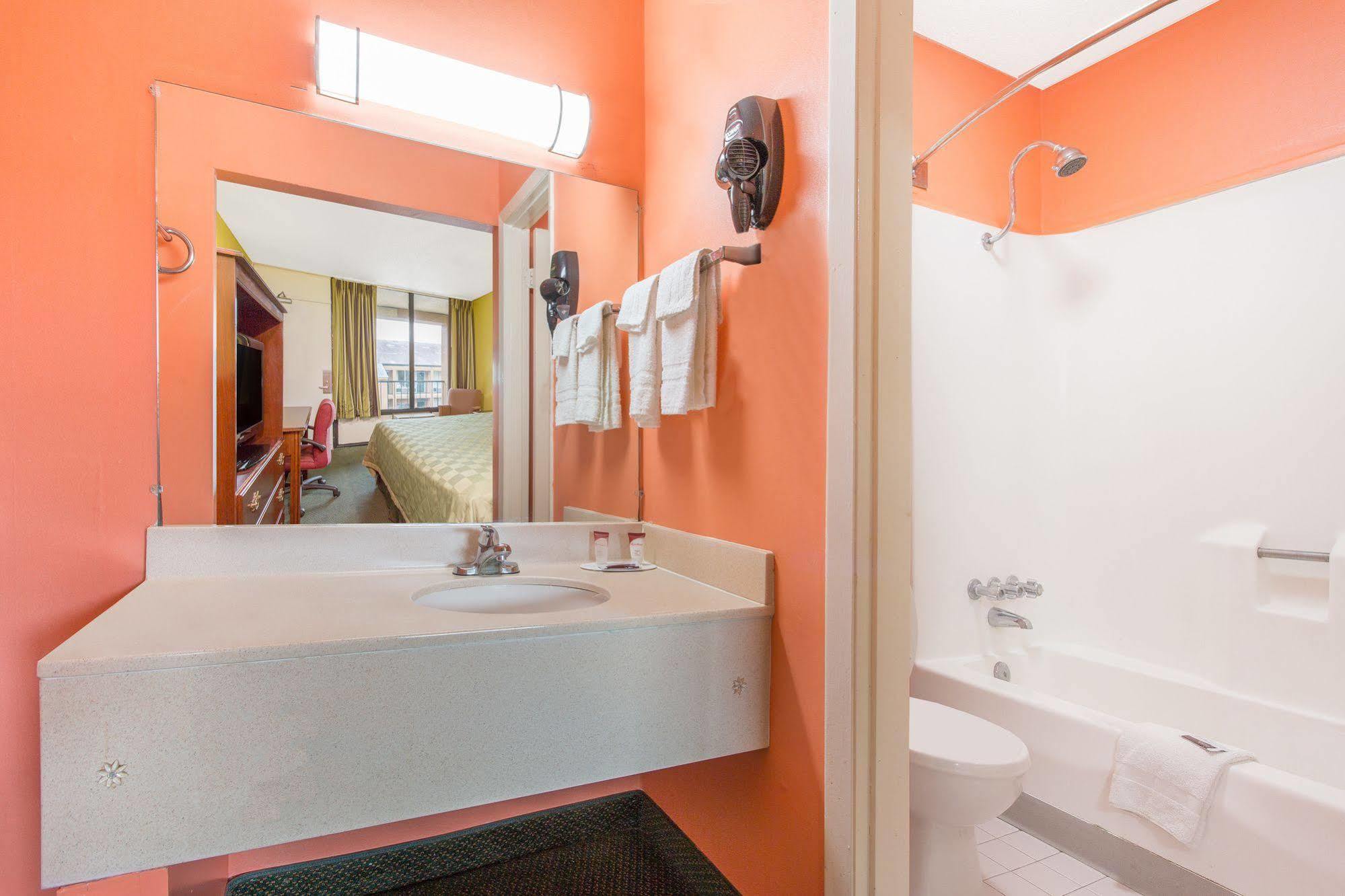 Knights Inn Roanoke Bagian luar foto